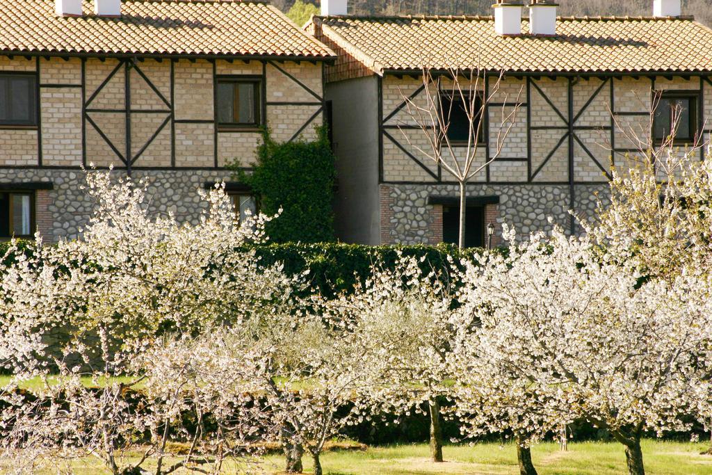 El Canchal De La Gallina - Parking Gratis - Jacuzzi En Privado - Cafeteria - Desayunos - Piscina De Agua Caliente A Partir Del 12 De Abril 2025 Хервас Экстерьер фото